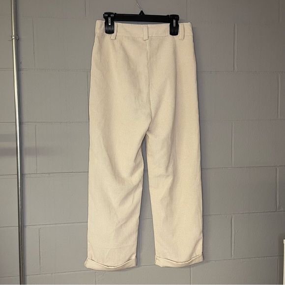 Petal & Pup Talaren Cuffed Corduroy Pants Pleated Front in Cream Women’s Size 8 - Picture 5 of 8